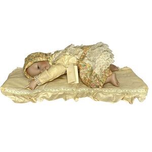 Yolanda's Picture Perfect Babies Collection "Lisa" Vintge Doll 1990 Original Box